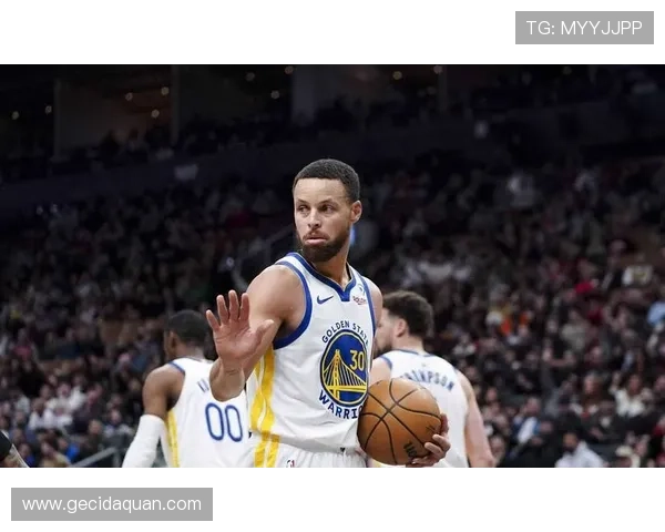 库里缺阵战绿军波神首秀逢旧主